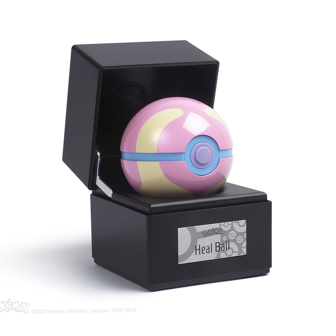 Pokémon Die-Cast Heal Ball Replica | Nintendo Distributor SA — Nintendo ...